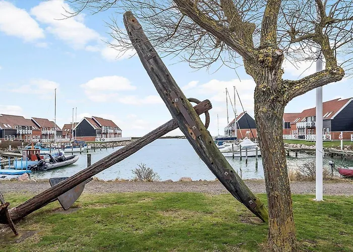 4180-borre-klintholm-havneby-80